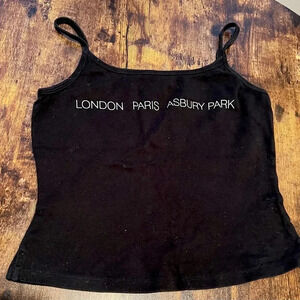 kavio! | ladies cropped tank top. Size: M